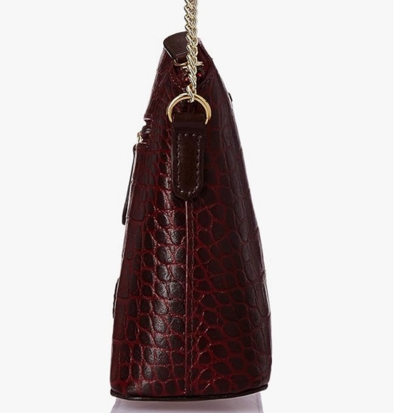 ISLE LOCADA Genuine Leather Crossbody By HIDESIGN - Picture 2 of 7